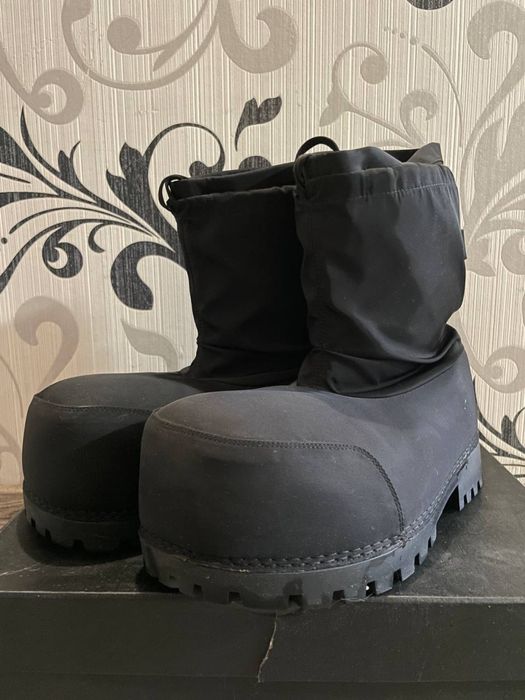 Balenciaga Alaska Boots  43 размер