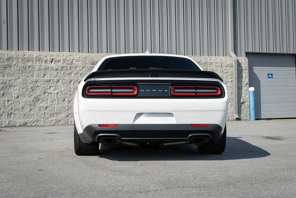 Dodge Challenger      2019