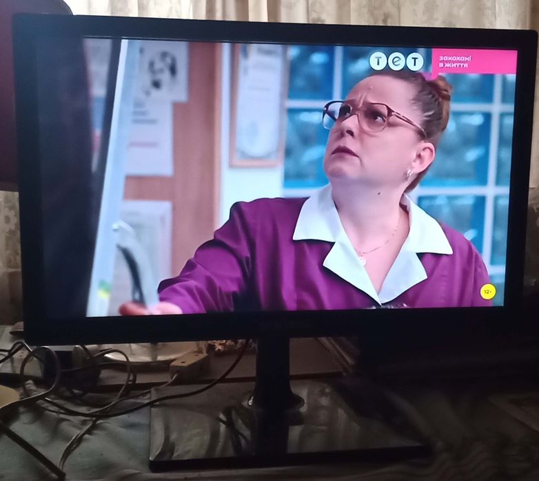 Продам телевизор Samsung T19C350EX