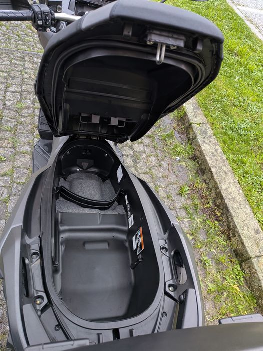 Honda ADV 350 de Maio de 2024