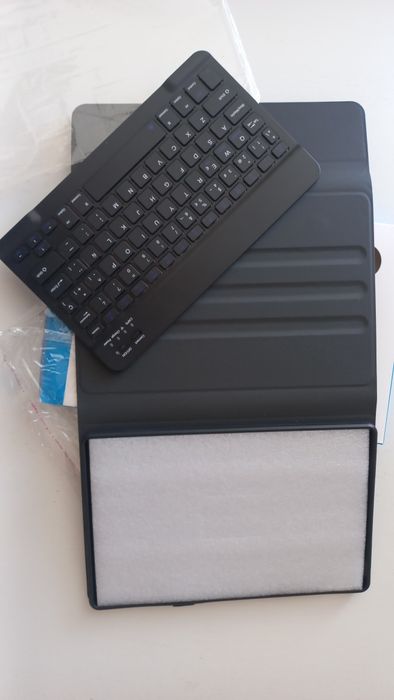 Capa e teclado para tablet Lenovo M10 plus