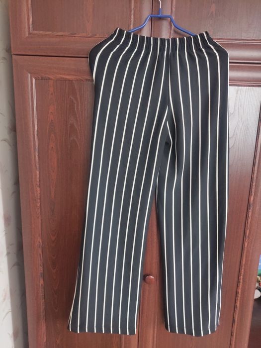 ***Штани з кишенями***