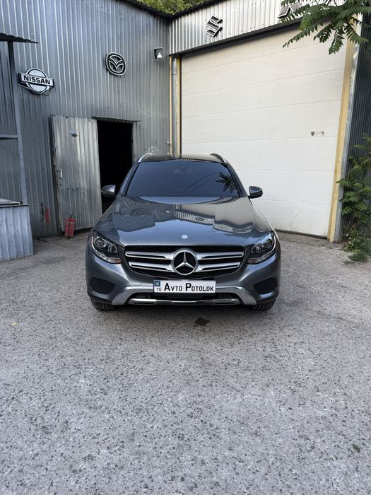 Перетяжка потолка       Перешив сидений   Детейлинг