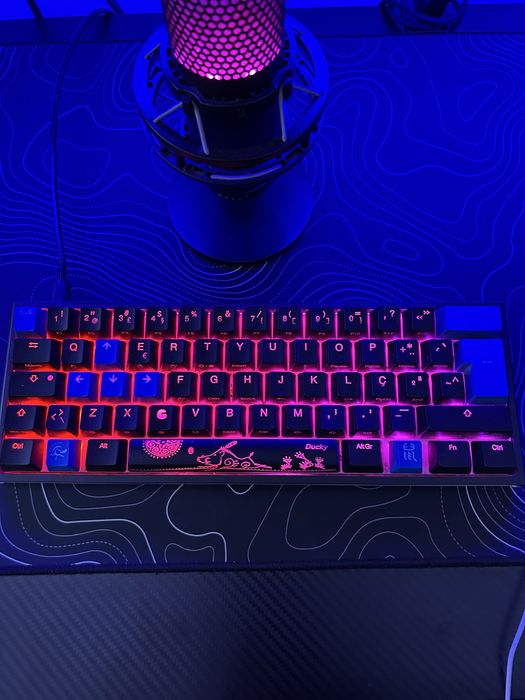 Teclado Ducky ONE 2 Mini MX Silent Red