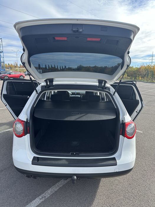 Volkswagen Passat B6 Автомат 2.0tdi