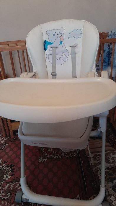 Стільчик для годування