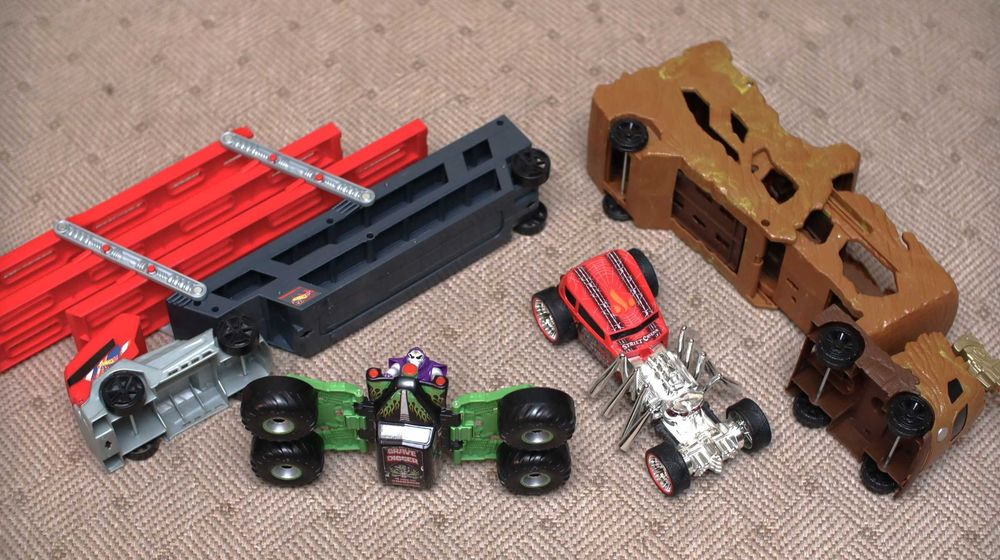 Пакет-набор лот б/у машин Хот Вилс, Hot Wheels.
