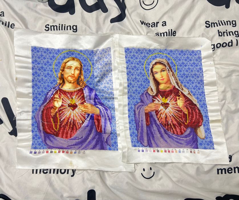 Продам  Ікони ручної роботи  чеським бісером