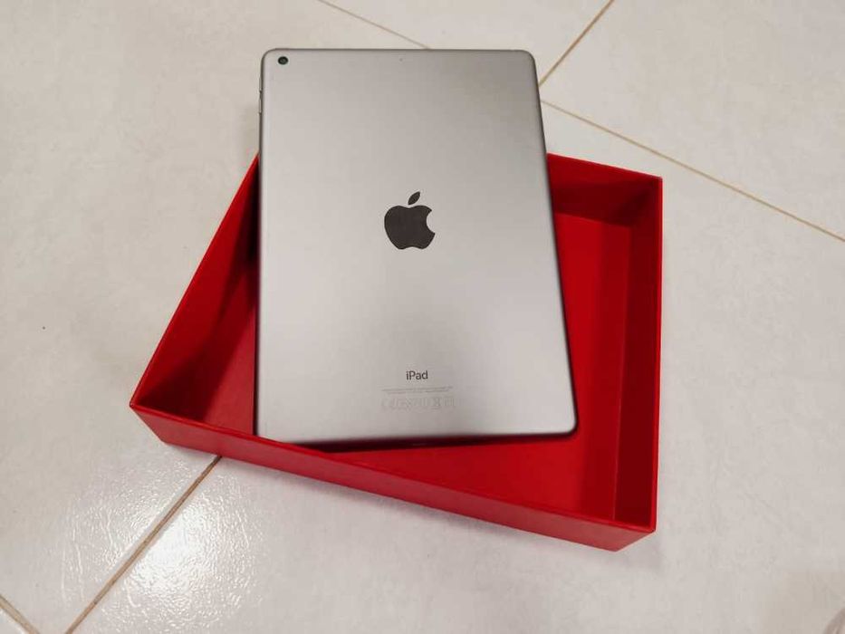 iPad 5ª Geração 32GB (2017) Cinzento Sideral - Model A1822