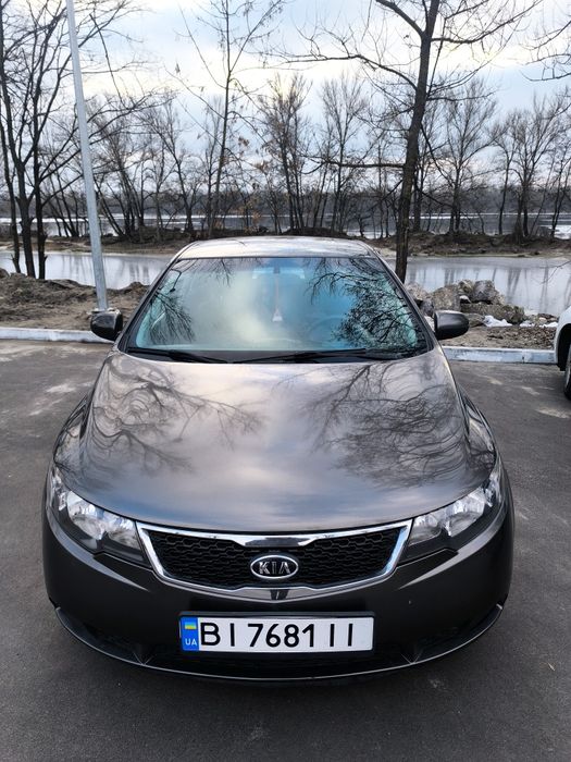 КІА cerato 2012.