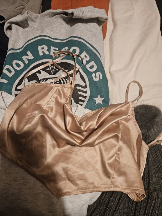 OKAZJA! Zestaw 30 ubrań damskich rozmiar M!