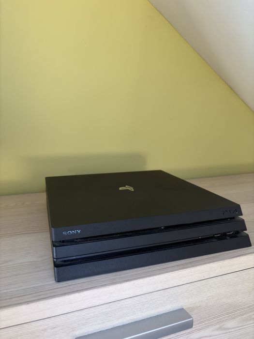 Konsola PS4 Pro