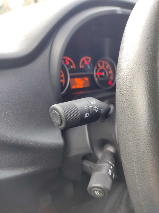 Fiat Dobló Maxi 1.6 3 lugares 77.000 km ano 2020