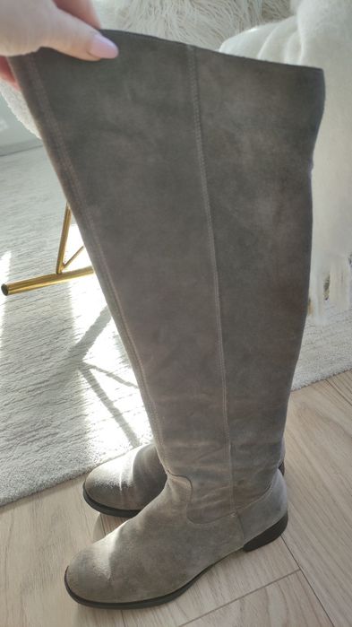 Piękny kozaki zamszowe szare róż. 39