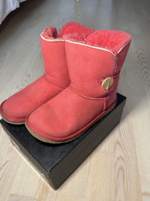UGG жіночі 37 розмір взуття зимове