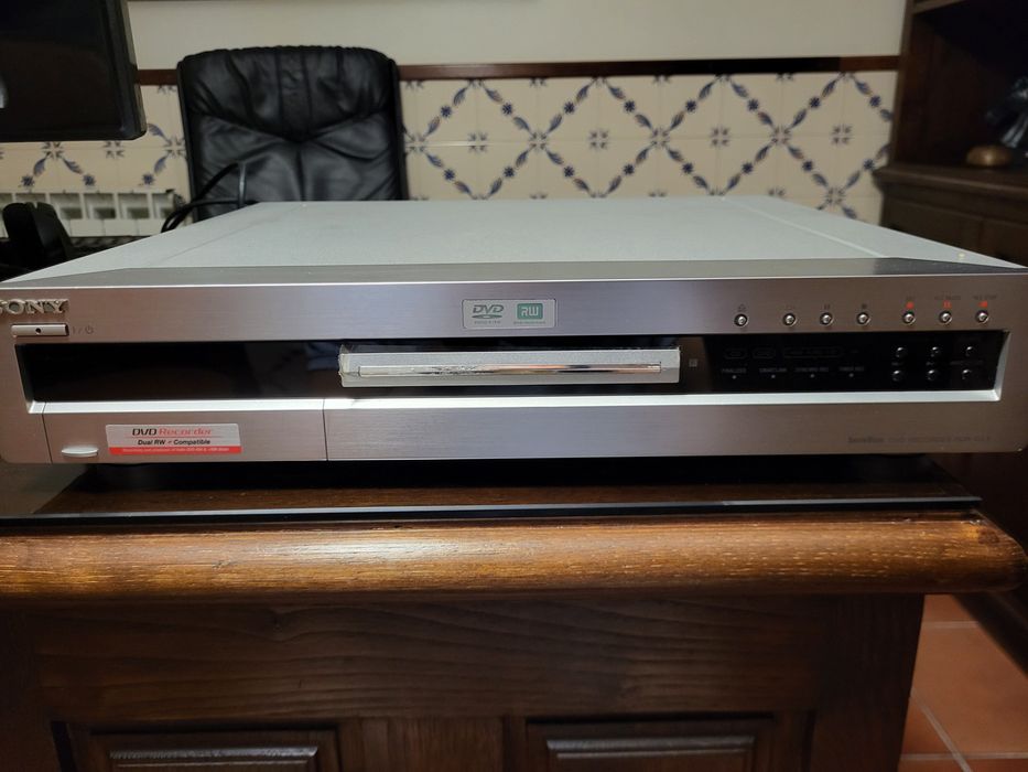 Gravador e leitor de DVD Sony RDR-GX3