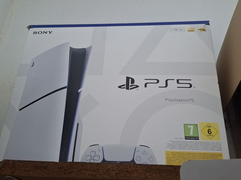 PS 5 1TB Como nova com garantia