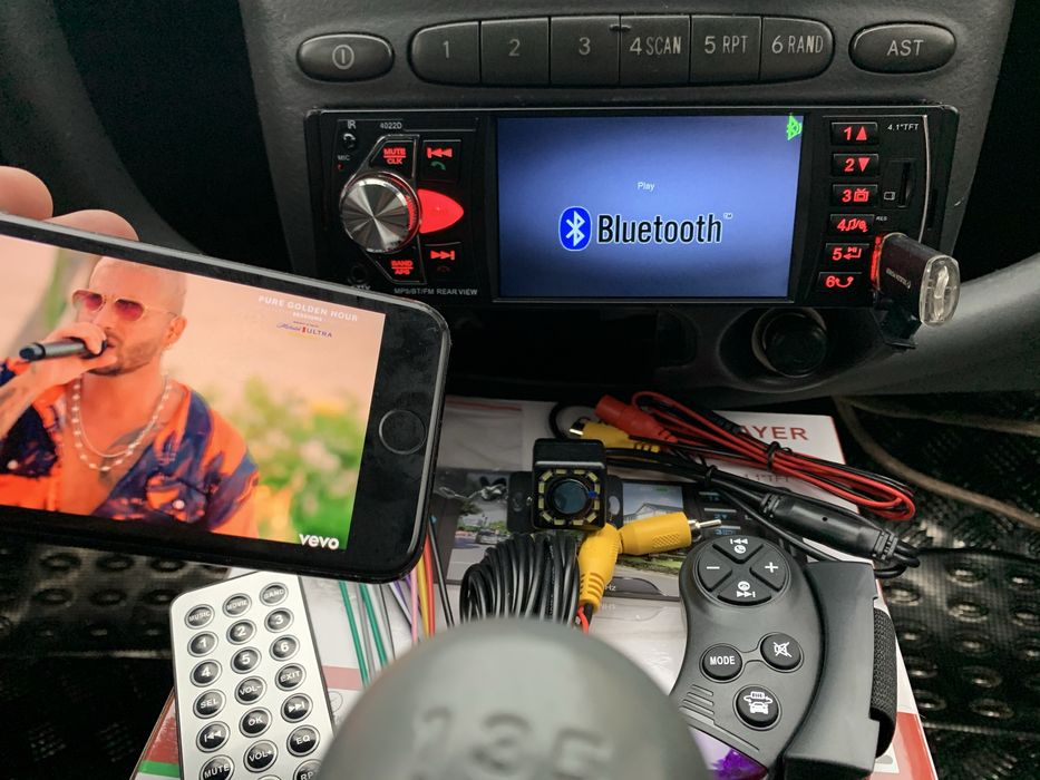 Rádio Universal Auto 1Din -Pode ver GPS/ Youtube/ Waze etc Com Micro pada Chamadas/ Bluetooth NOVO