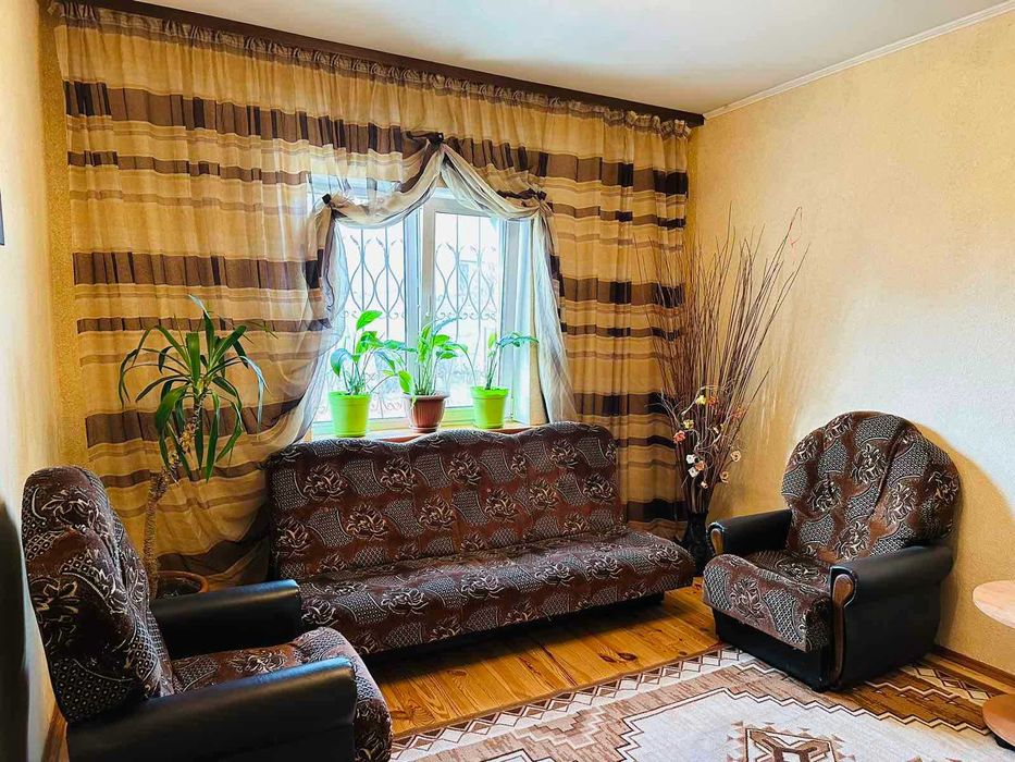 Оренда пів будинку в Тарасівці 100м2 з ремонтом та гаражем