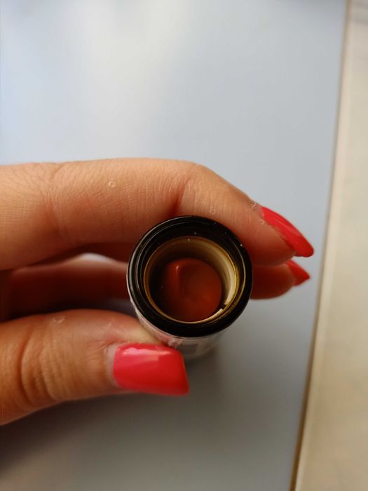 Baton revlon + baton wet n'wild