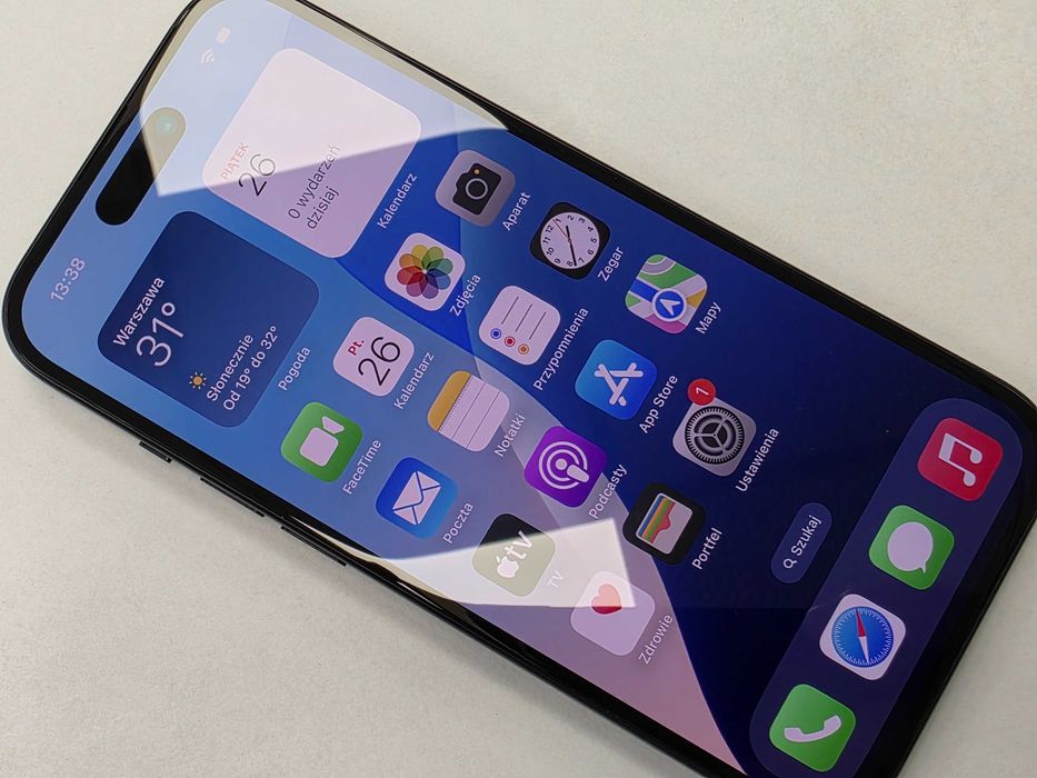 iPhone 15 128GB Dual SIM (SIM + eSIM)/ Black/ Czarny/ BAT 100%/ Grade A/ + ładowarka/ GW 12 MSC