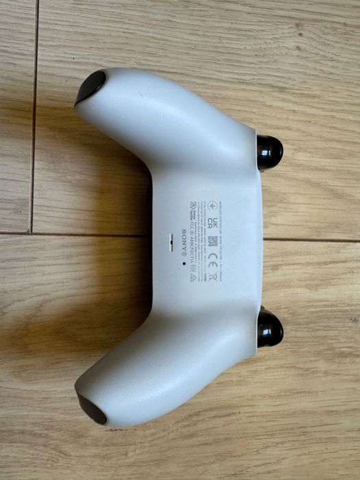 Kontroler do PS5 Dualsense