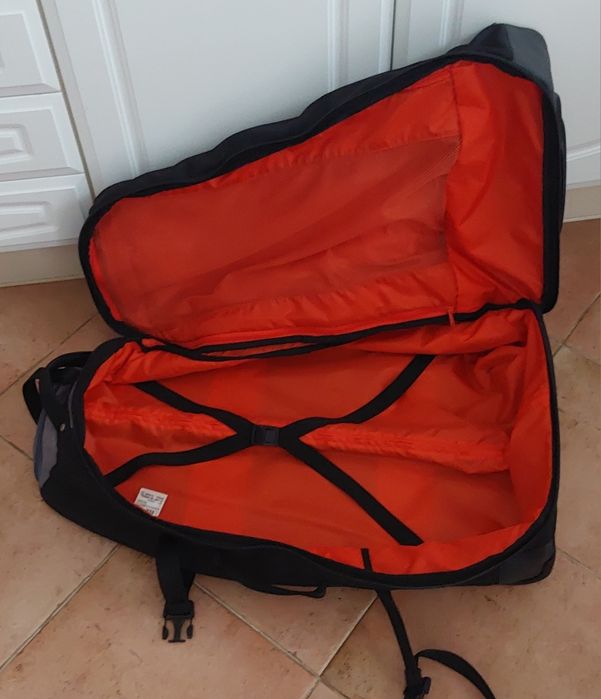 MOCHILA E MALA VIAGEM 2 EM 1. Casa,Viagens,Mudanças, Campismo,Quarto.