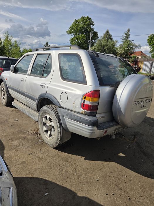 Opel frontera 2.2 dti silnik lampy  skrzynia wał most dyfer felgi klapa maska zderzak  czesci