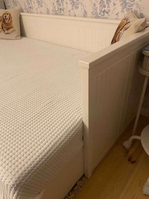 Leżanka hemnes, łóżko rozkładane białe