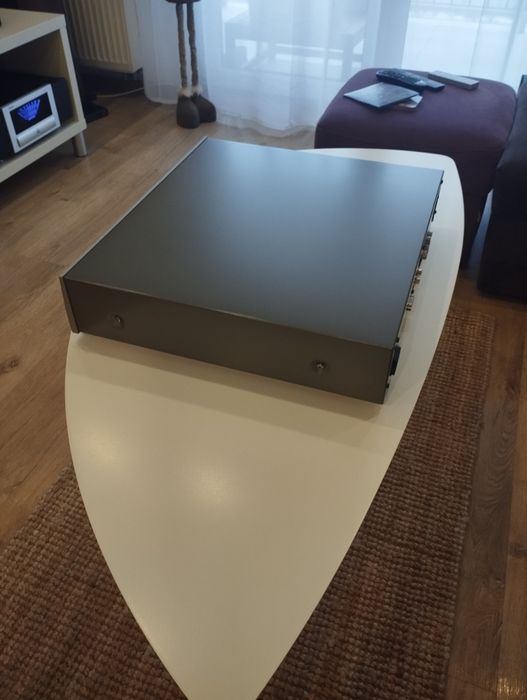 ARCAM  FMJ  BDP 100    blu ray