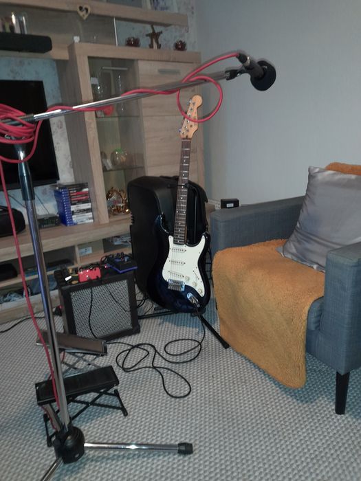 Gitara elektryczna po lutniku czytaj opis