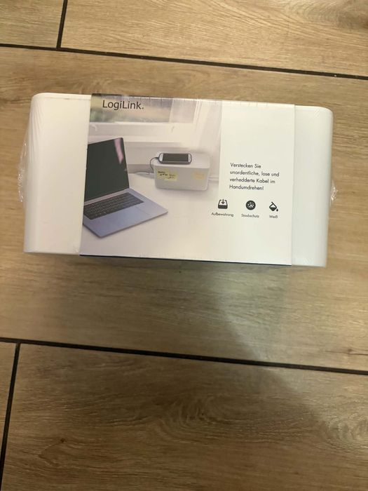 organizer kabli LogiLink Cable Box (model KAB0061).