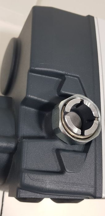 Danfoss AMV 33 Редукторный электропривод (082G3013)