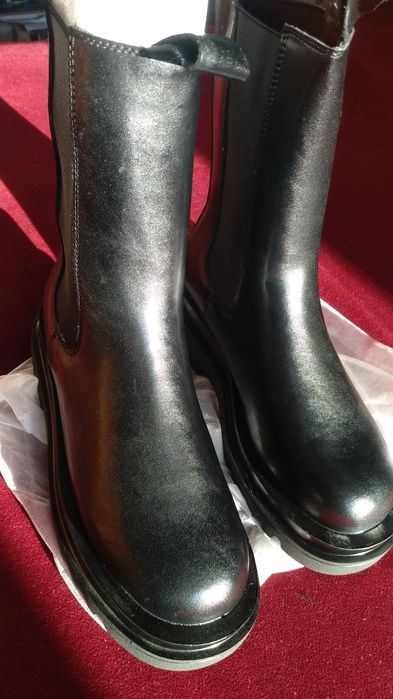 Женские ботинки челси