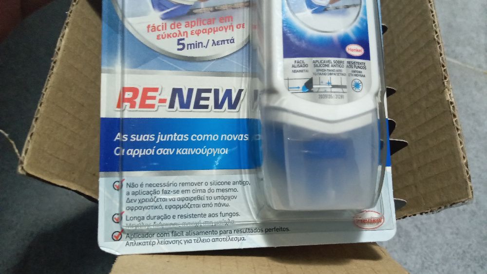 Pattex Silicone Especial de Facil Aplicação para juntas de casa banho