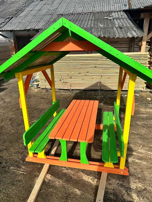 Столик дитячий з дахом, альтанка для дітей, майданчик