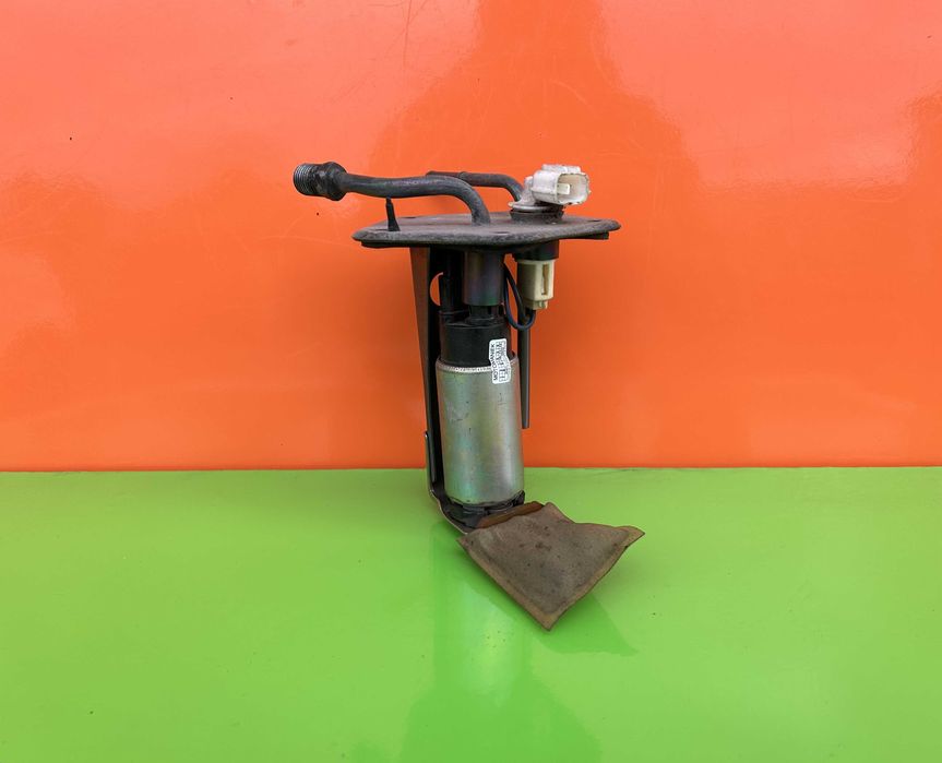 Бензонасос Mitsubishi Colt. Lancer 1.3L 1.5L 1.6L 1.8L (1992-1996р.в.)