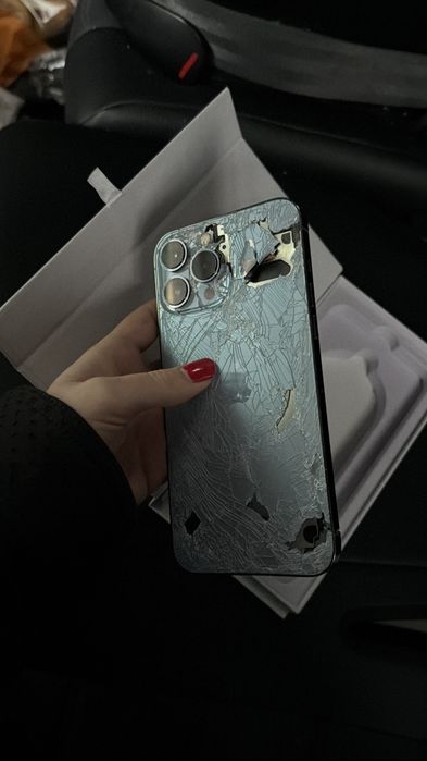 Продам IPhone 13 Pro
