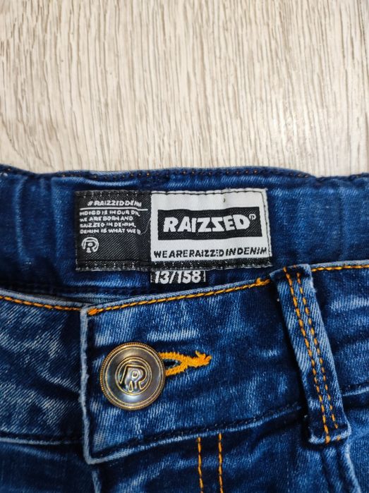 Spodnie jeans niebieskie gładkie wąskie rurki Raizzed XS