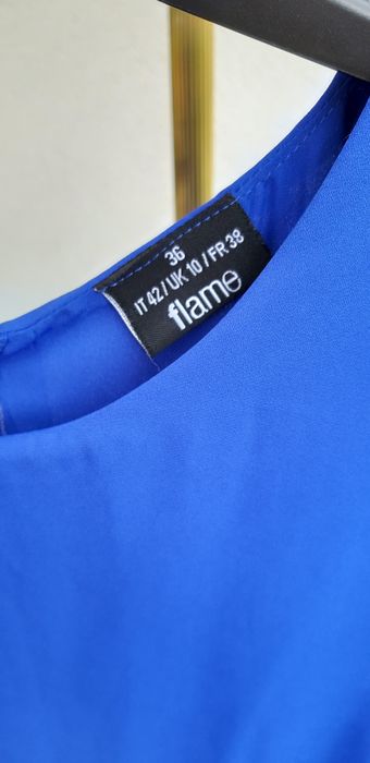 Śliczna sukienka damska