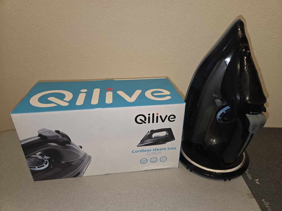 Żelazko Qilive czarne bezprzewodowe