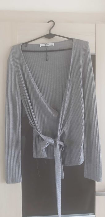 Sweterek zakładany wiązany MANGO