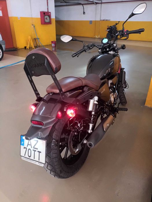 Vendo mota QJMOTOR SRV125 - reservada