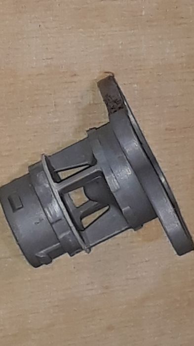 Kosz i nakrętka zmywarki Bosch