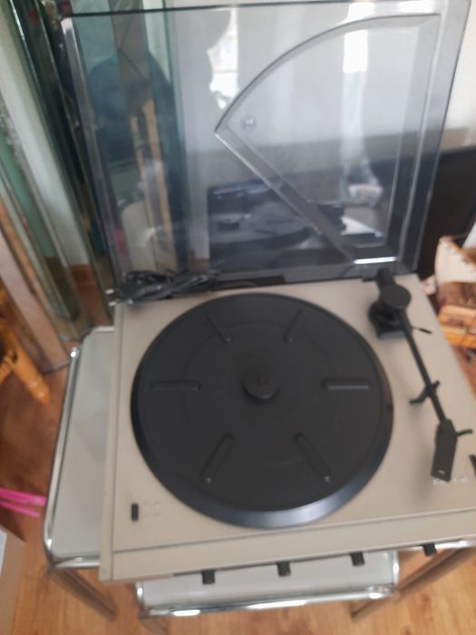 Gramofon unitry GWS 302