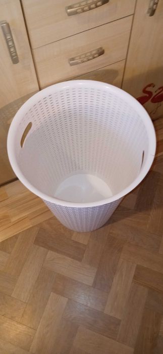 Kosz na pranie, na odzież do prania. Biały. 70 Litrów