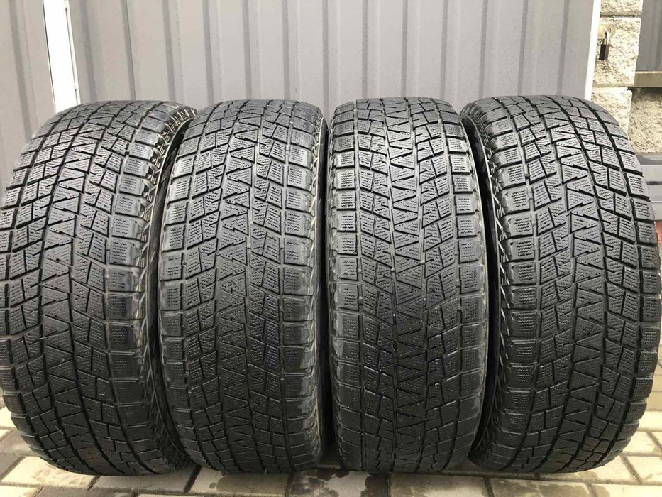 Bridgestone Blizzak 265/65/R17