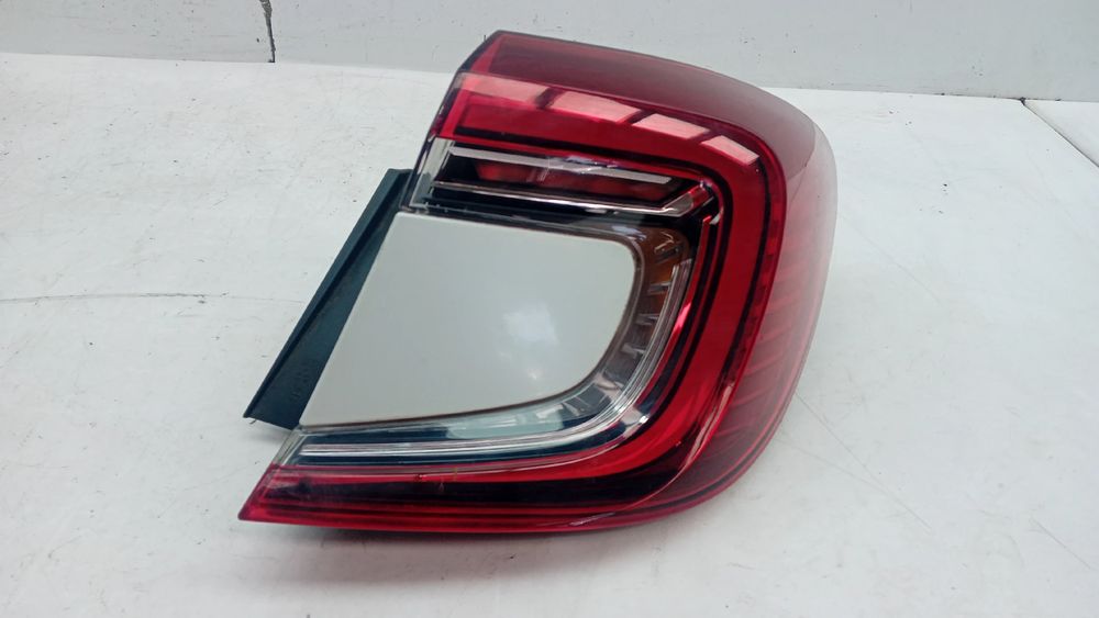 Farolim direito RENAULT Captur II
