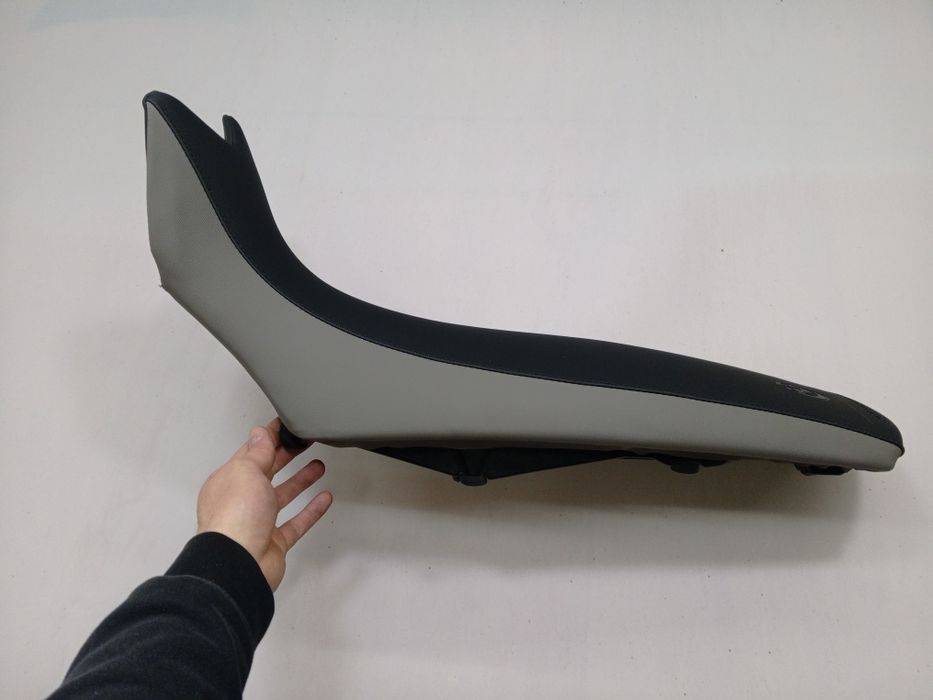 Чехол сидіння мотоцикла BMW GS 800 .2008-2010 р.в