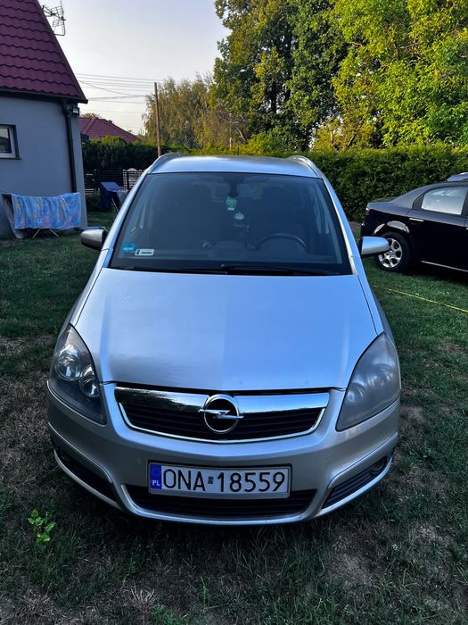 Opel Zafira b  1.9cdti 120km